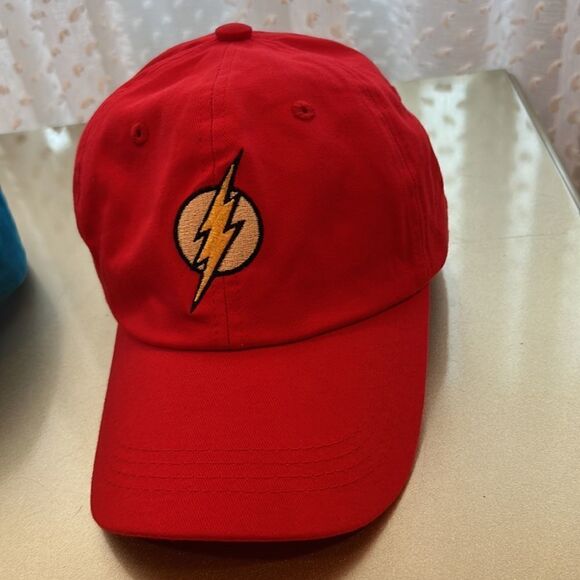 Hat 🧢  - Picture 3 of 6